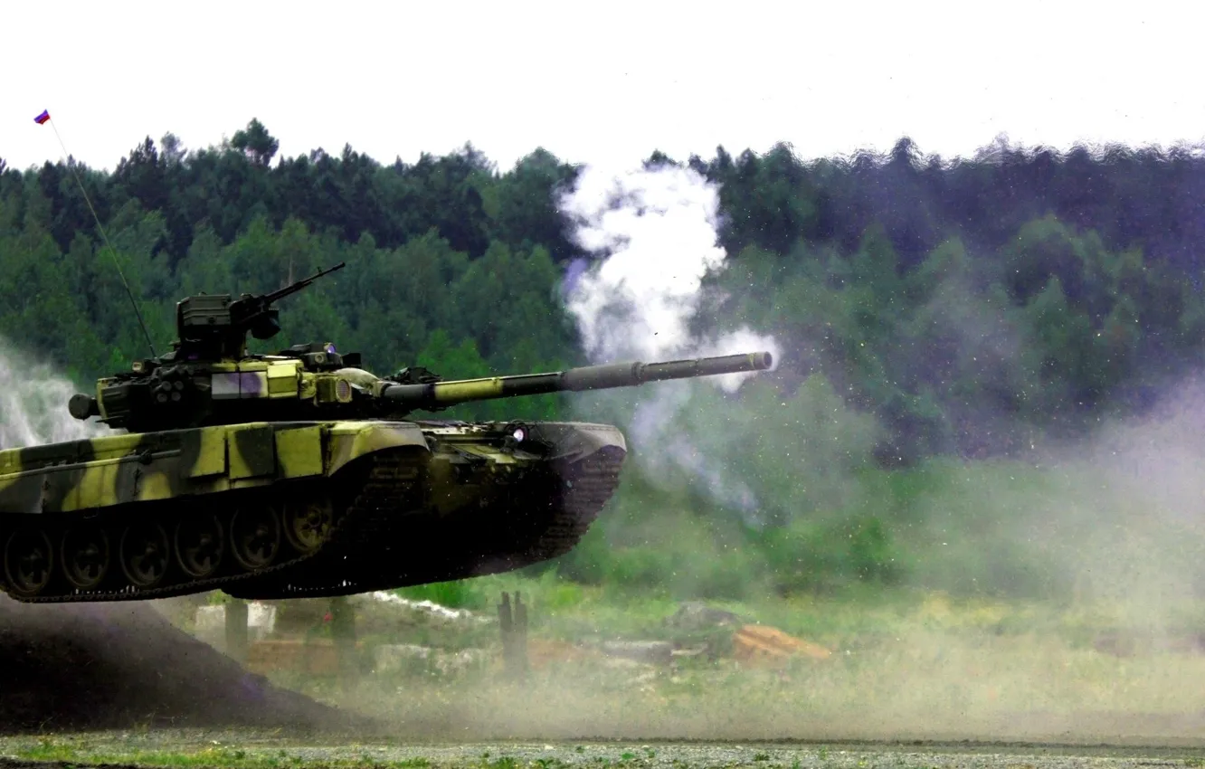 Фото обои стрельба, прыжки, T-90МС