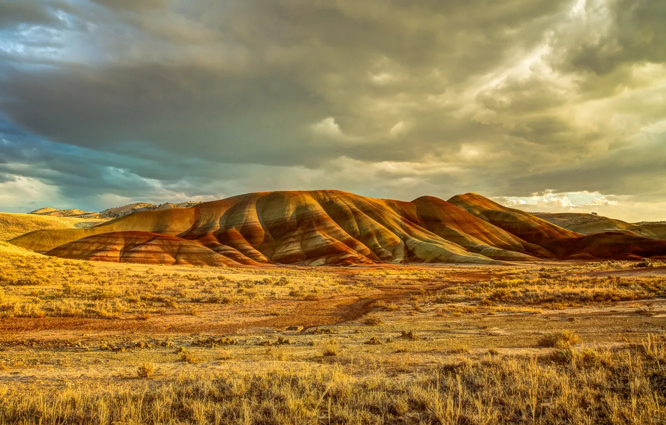Фото обои США, Центральный Орегон, John Day Fossil Beds National Monument