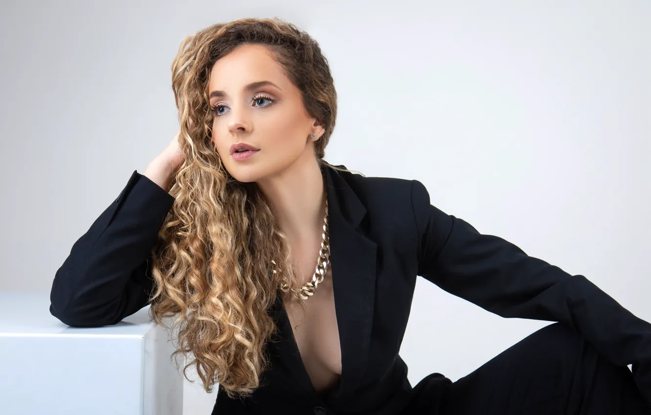 Фото обои девушка, лицо, поза, модель