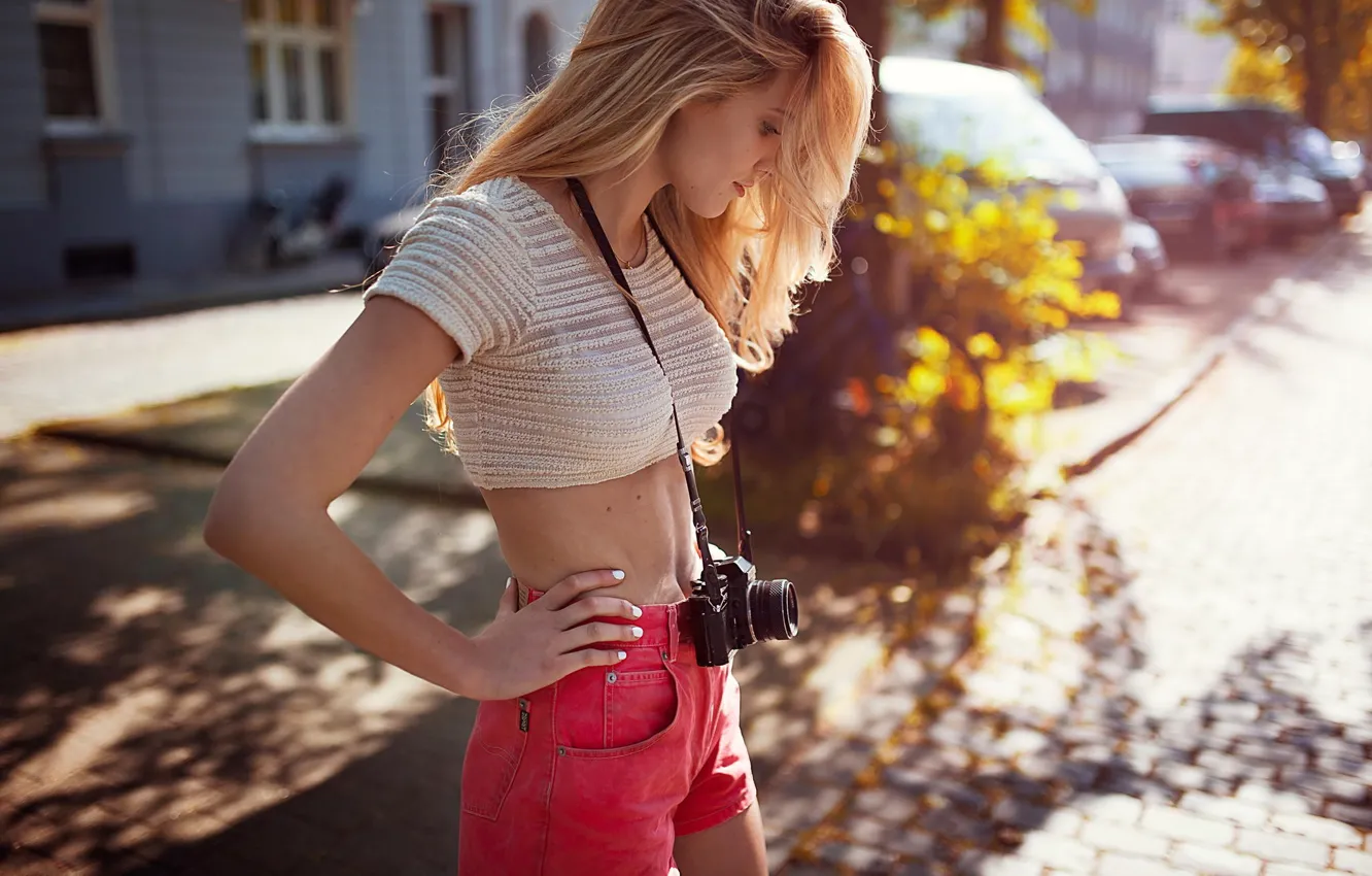 Фото обои лето, девушка, фотоаппарат, блондинка