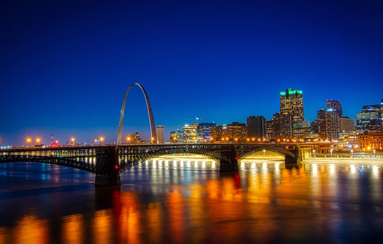 Фото обои небо, свет, ночь, мост, город, огни, отражение, синева