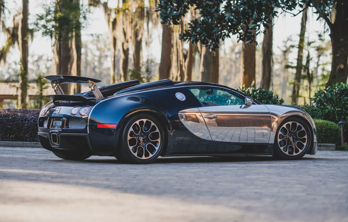 Фото обои Bugatti, Veyron, Bugatti Veyron 16.4 Grand Sport Sang Bleu