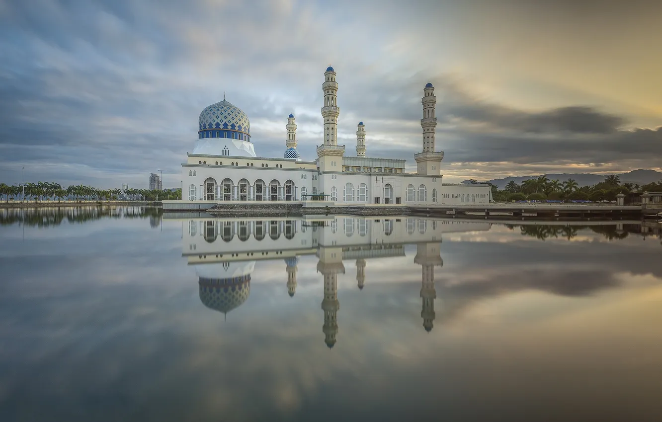 Фото обои облака, отражение, зеркало, Мечеть, Малайзия, Likas Бэй, Сабах, Кота-Кинабалу Мечеть