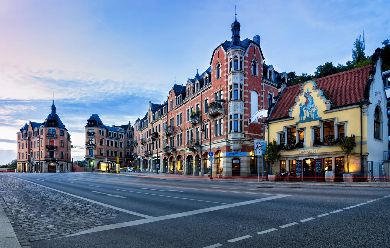 Фото обои дорога, город, дома, утро, Германия, Дрезден, кафе, ресторан