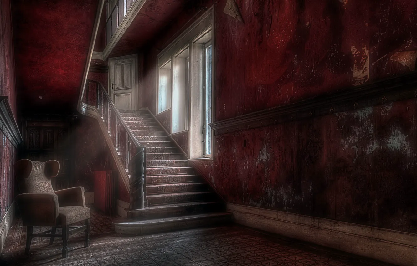 Фото обои кресло, окно, лестница