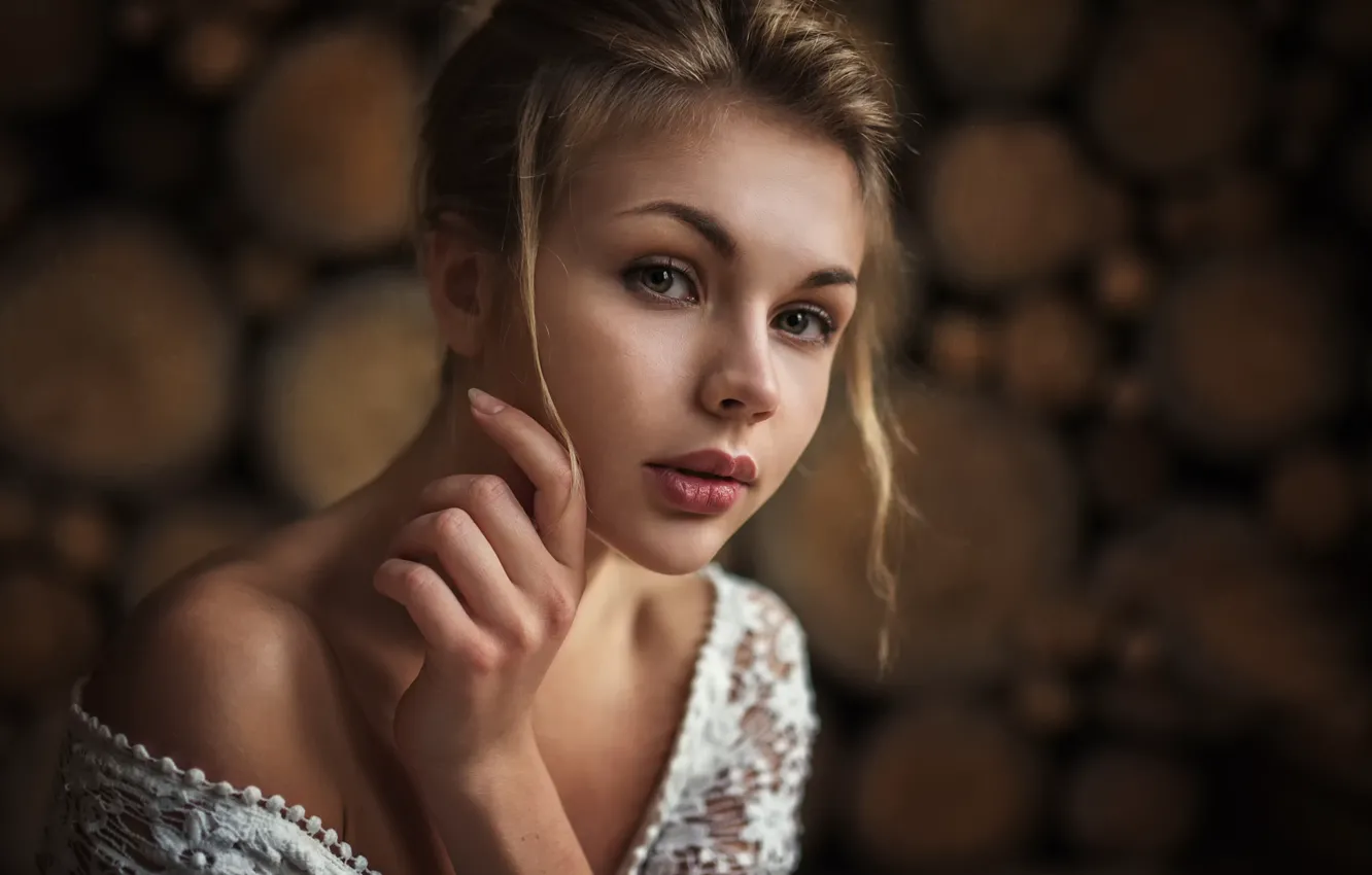 Фото обои портрет, губки, боке, маникюр, Diana