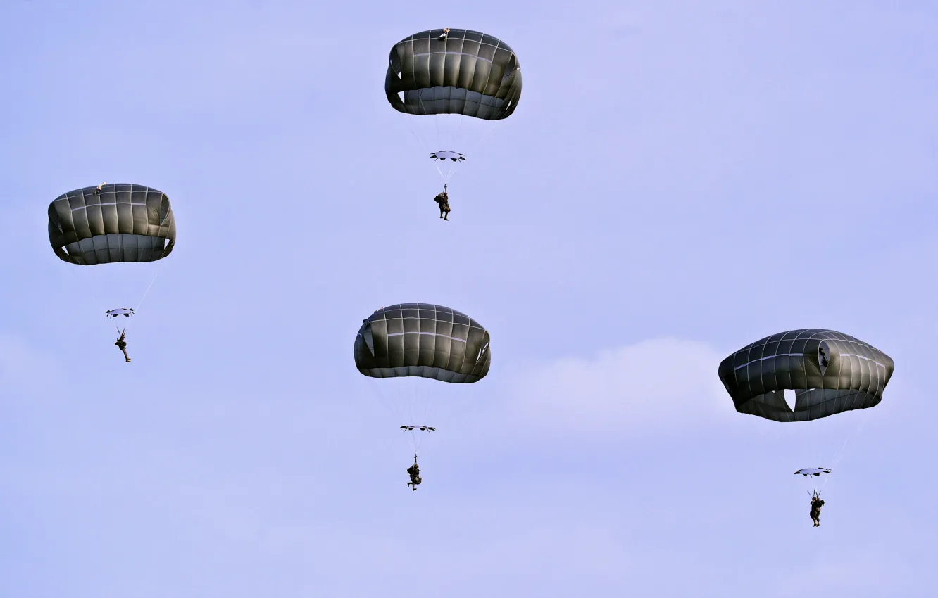 Фото обои Training Area, U.S. Army Soldiers, T-11 parachutes