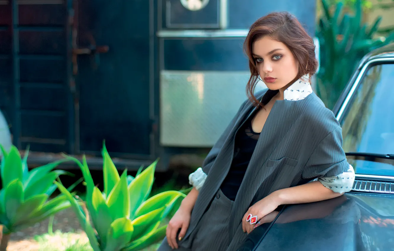 Фото обои фотосессия, Grey, 2014, Odeya Rush