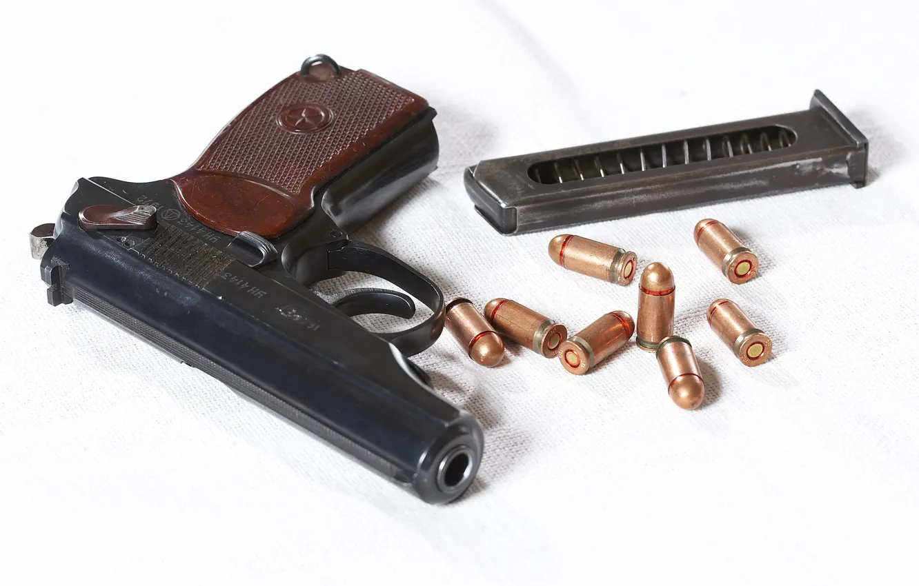 Фото обои пистолет, Пистолет Макарова, Макарыч