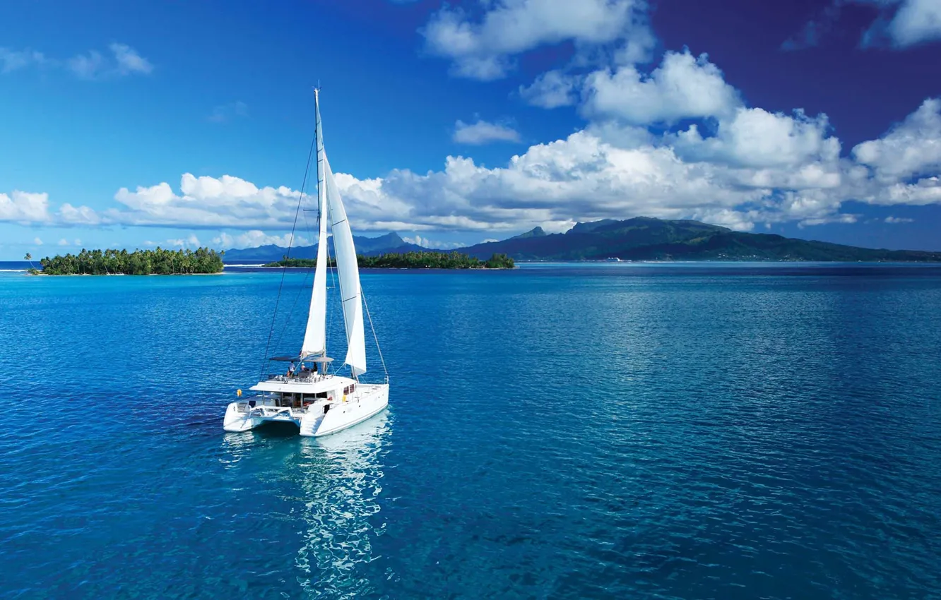 Фото обои острова, океан, яхта, паруса, Tahiti, катамаран, Французская Полинезия