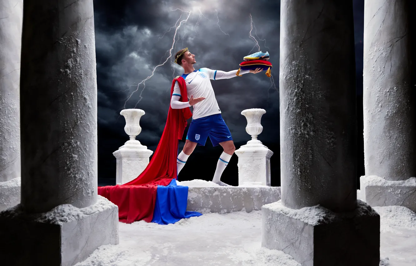 Фото обои Молнии, Мужчина, Nike, Кроссовки, Греческий бог, Mason Mount, Christmas advert, Greek God