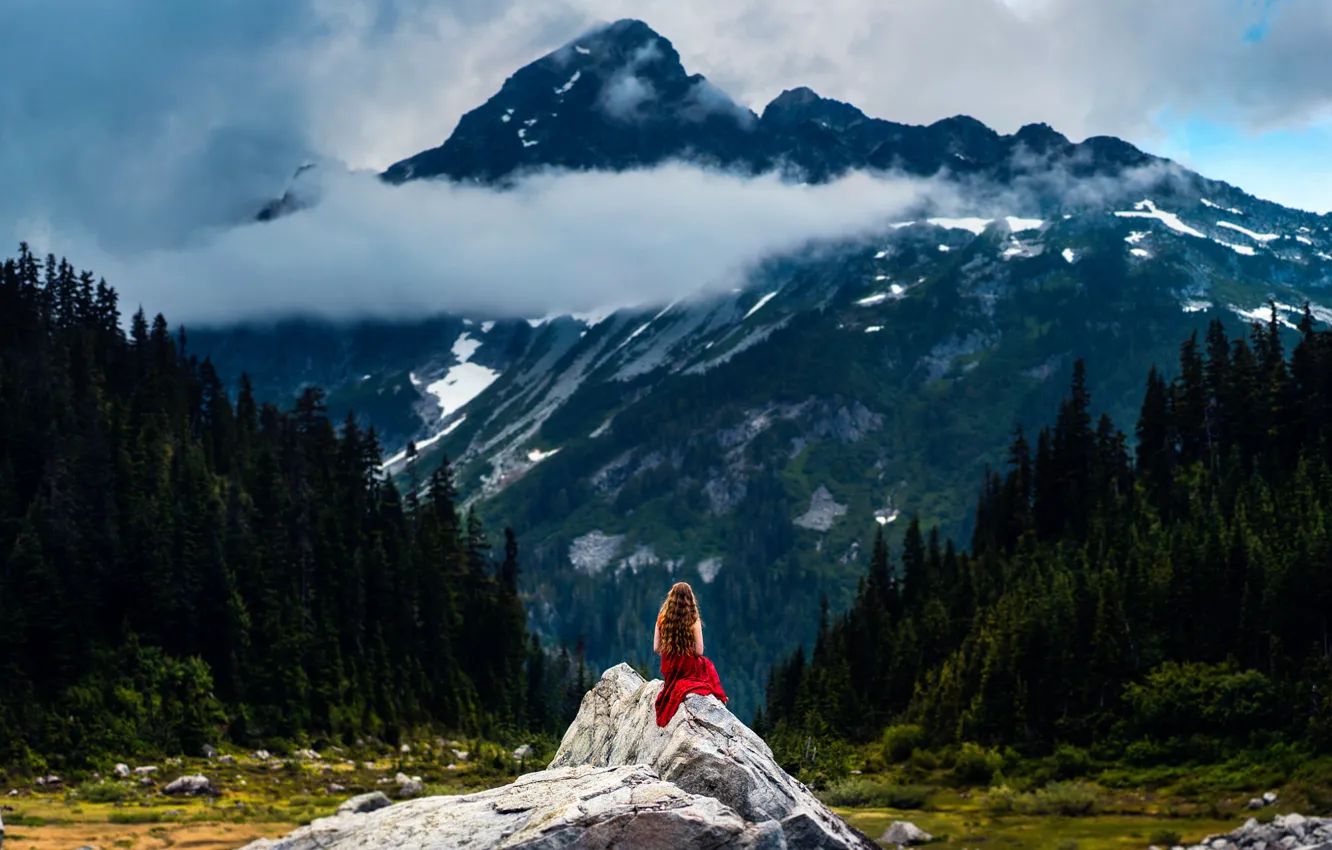 Фото обои девушка, пейзаж, горы, Lizzy Gadd, Listen to the Mountains