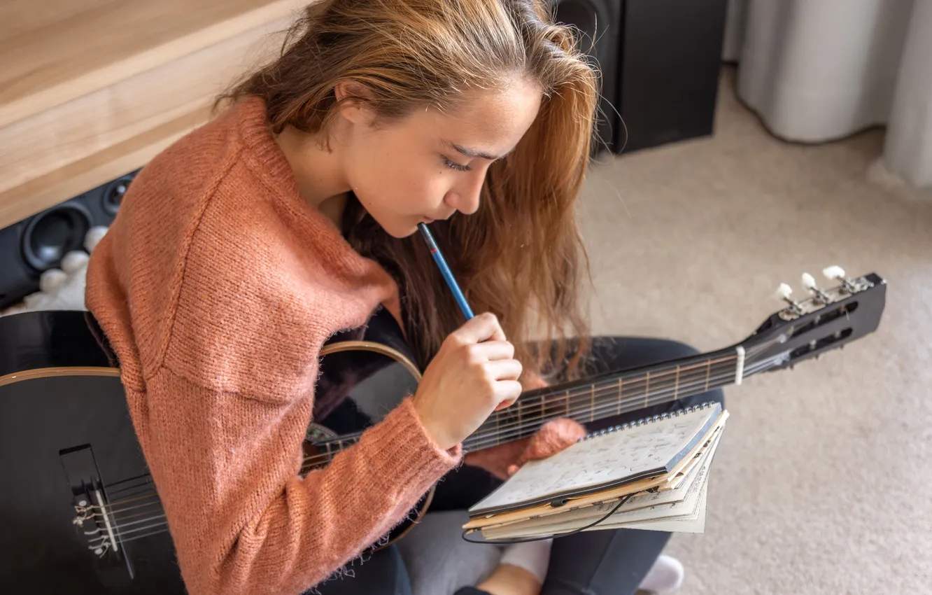 Фото обои music, play, girl, guitar, home, learning, teenage, composing