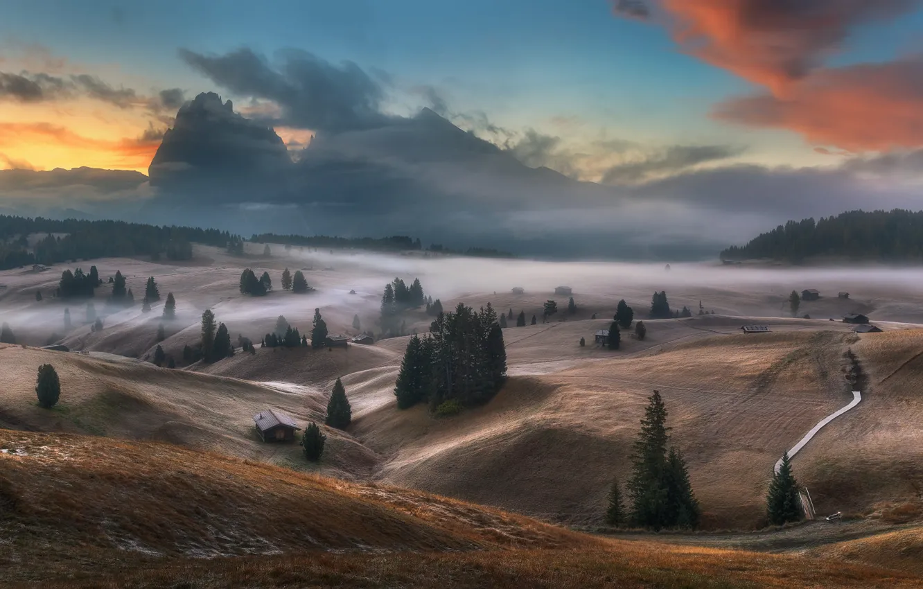 Фото обои осень, лес, туман, поля, утро, Альпы, домики