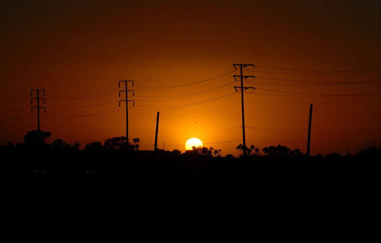 Фото обои солнце, закат, столбы, провода