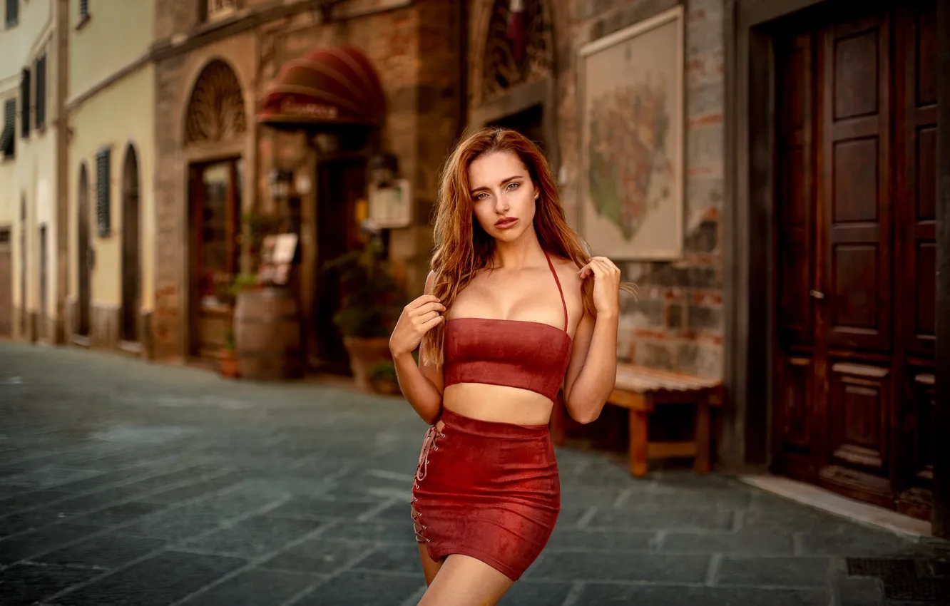 Фото обои model, street, women, redhead, hips, public, miniskirt, women outdoors