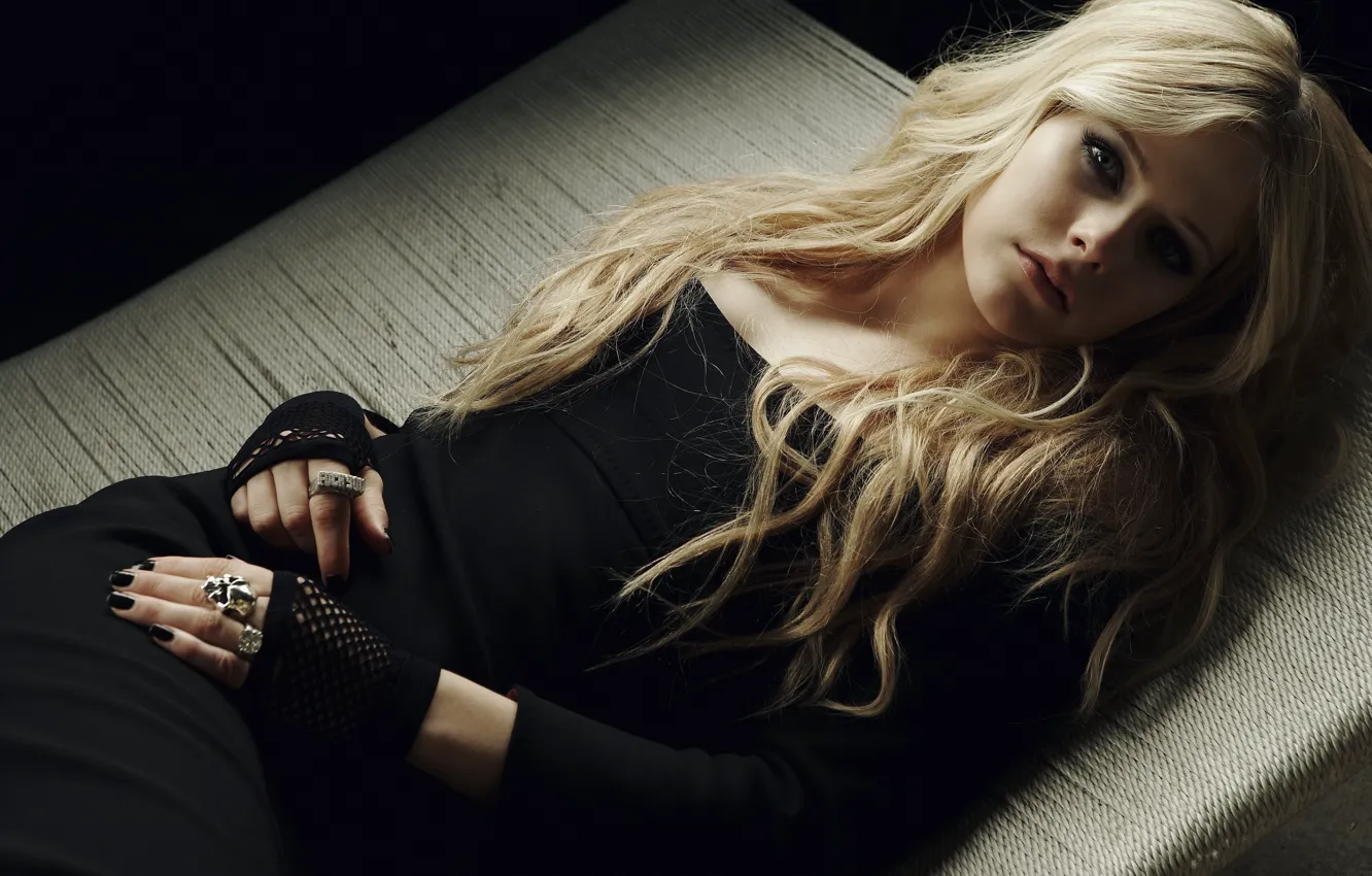 Фото обои Avril, отдыхает, Lavigne