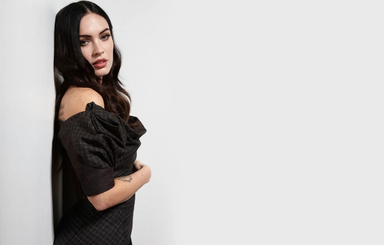 Фото обои девушка, трансформеры, платье, актриса, брюнетка, megan fox, меган фокс, transformers