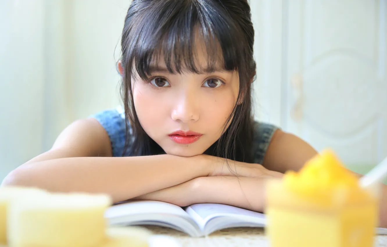 Фото обои Beautiful, Asian, Model, Woman, Pretty, Japanese, Book, Close Up
