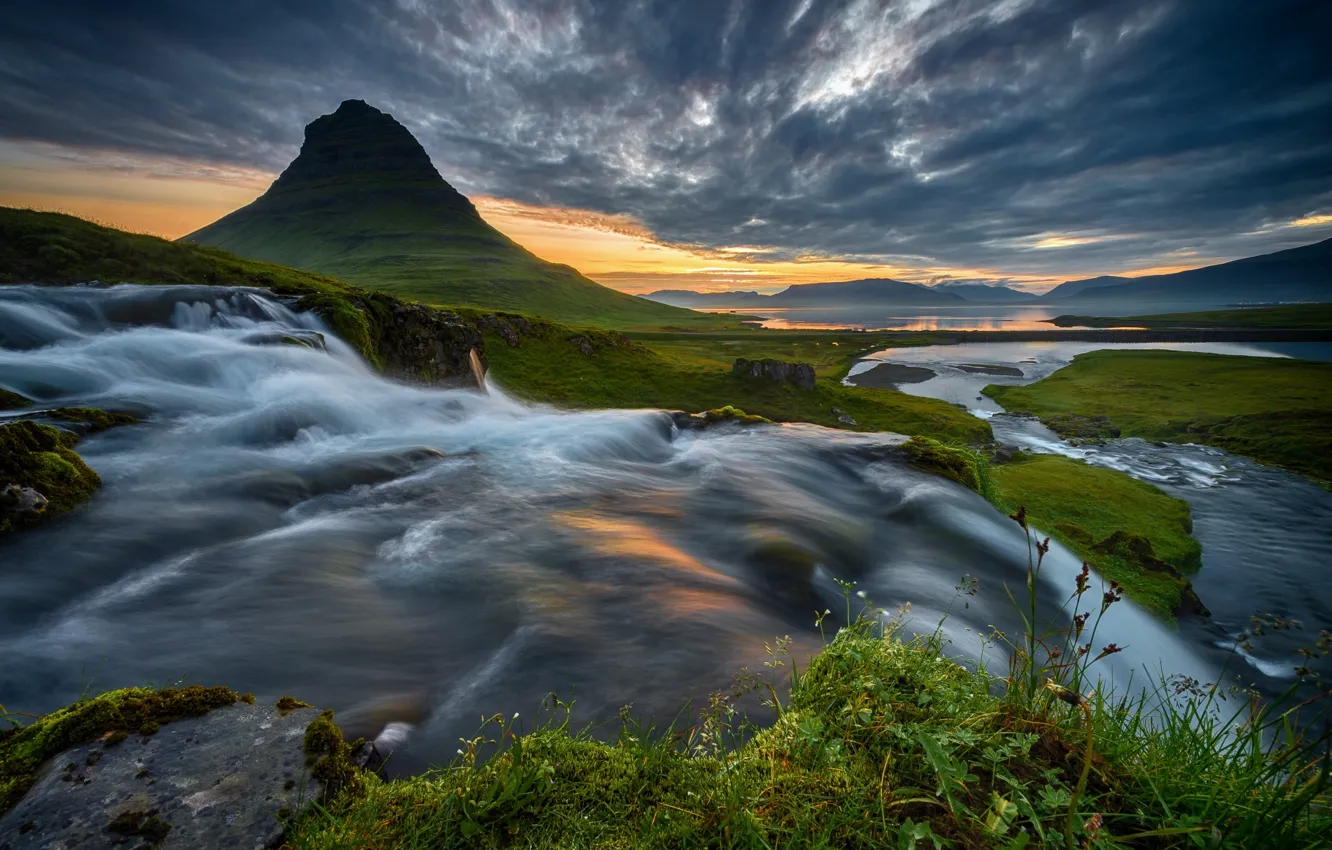 Фото обои лето, река, рассвет, гора, поток, утро, Исландия, Kirkjufell