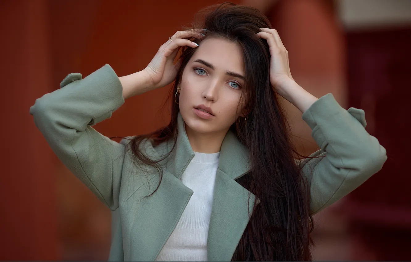 Фото обои взгляд, девушка, лицо, поза, руки, длинные волосы, Анастасия, Andrey Metelkov