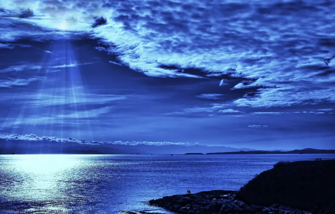 Фото обои море, небо, вода, облака, лучи, пейзаж, ночь, природа