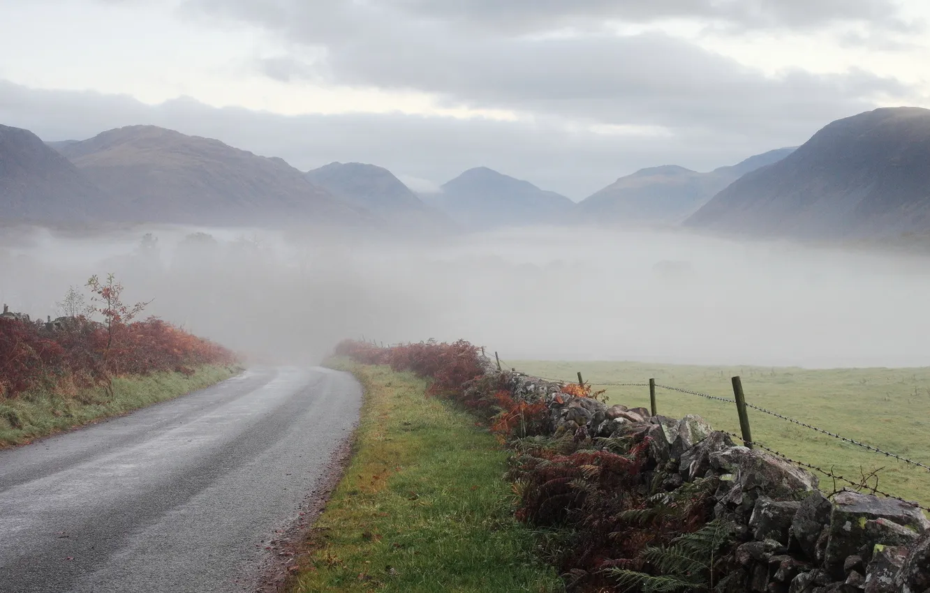 Фото обои дорога, пейзаж, забор, England, Damp, Wastdale, Misty Start