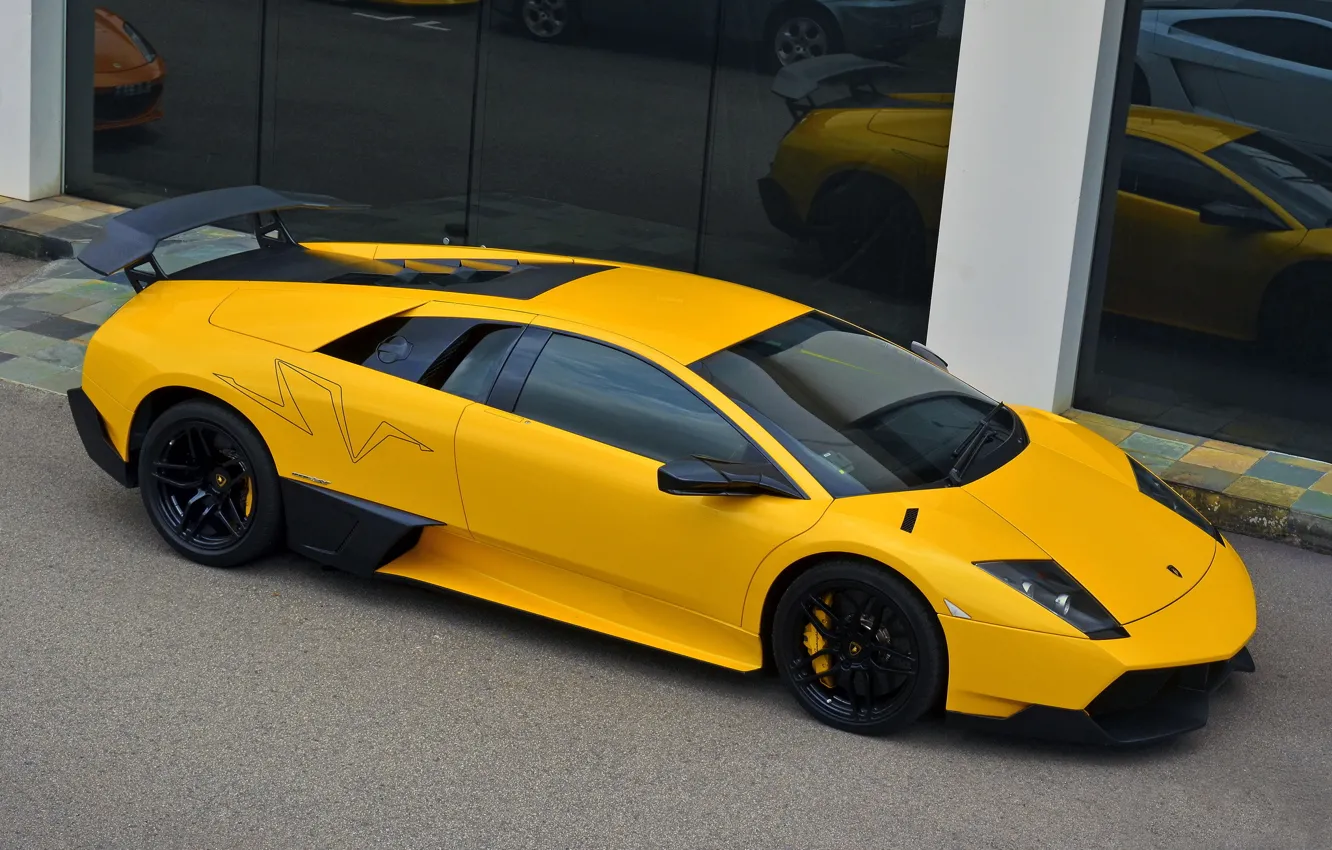 Фото обои lamborghini, yellow, murcielago, street, lp670-4