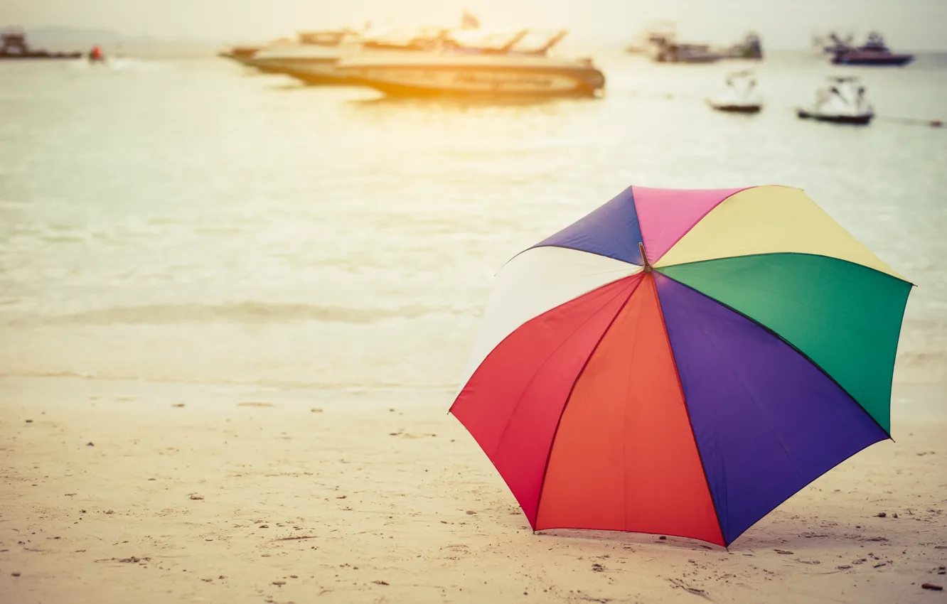 Фото обои песок, море, пляж, лето, счастье, отдых, зонт, colorful