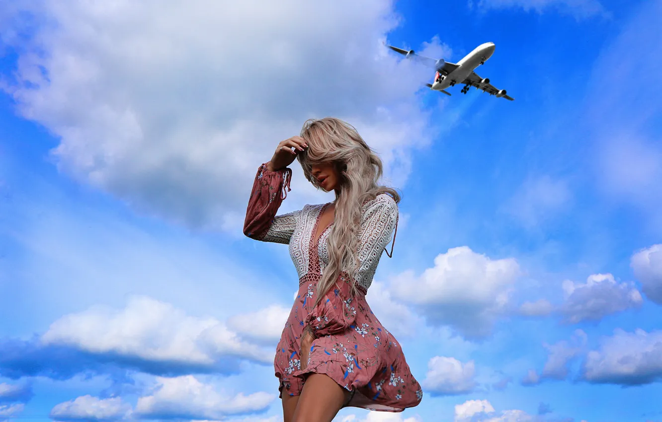 Фото обои Девушка, самолёт, Джулия Дамия, Ника Науменко