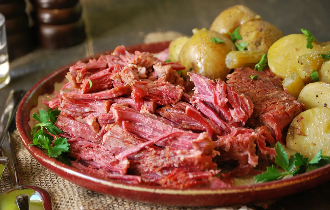 Фото обои зелень, мясо, блюдо, картофель