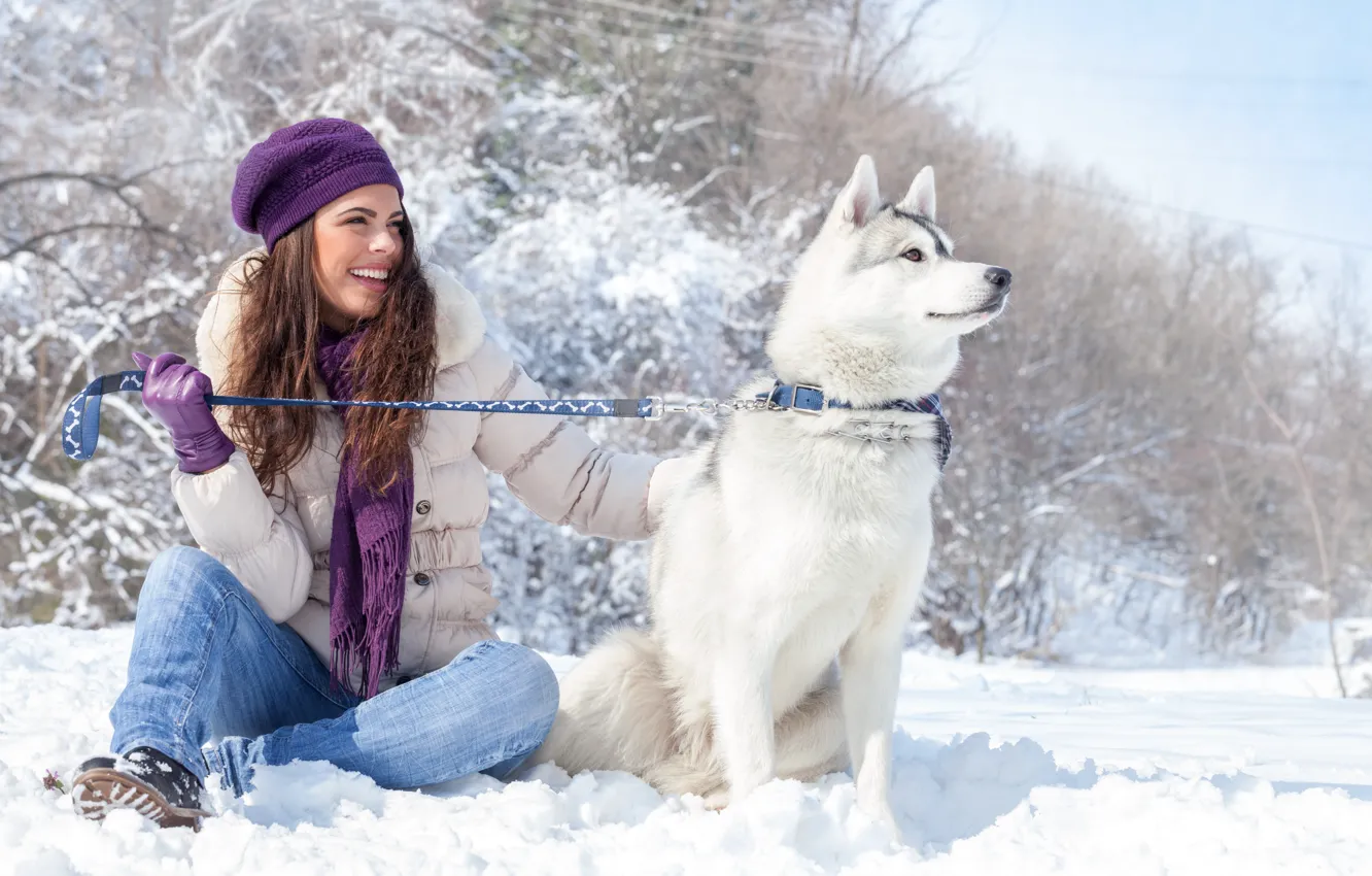 Фото обои зима, снег, природа, Девушки, Собаки