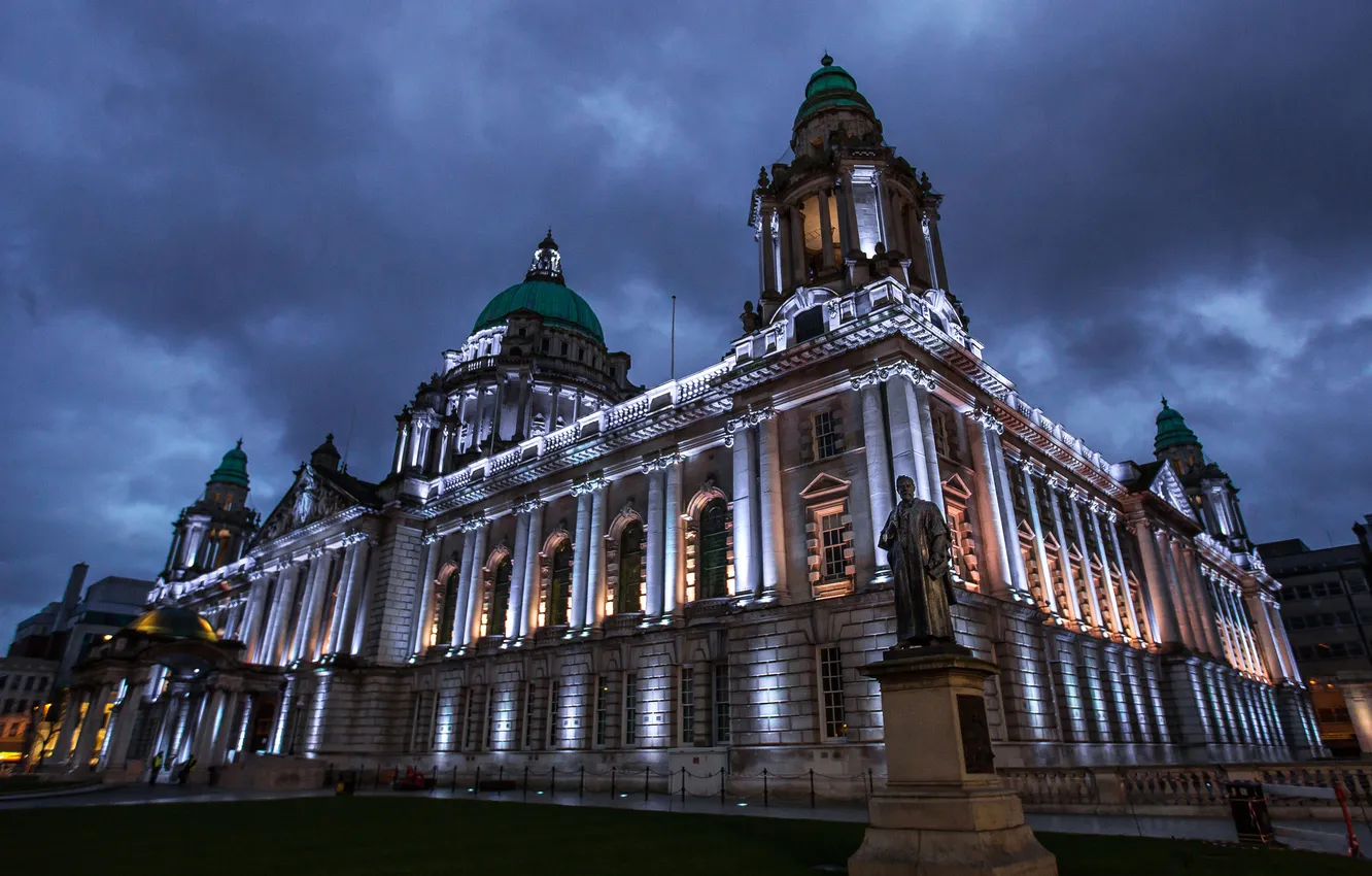 Фото обои ночь, огни, памятник, City Hall, Северная Ирландия, Белфаст