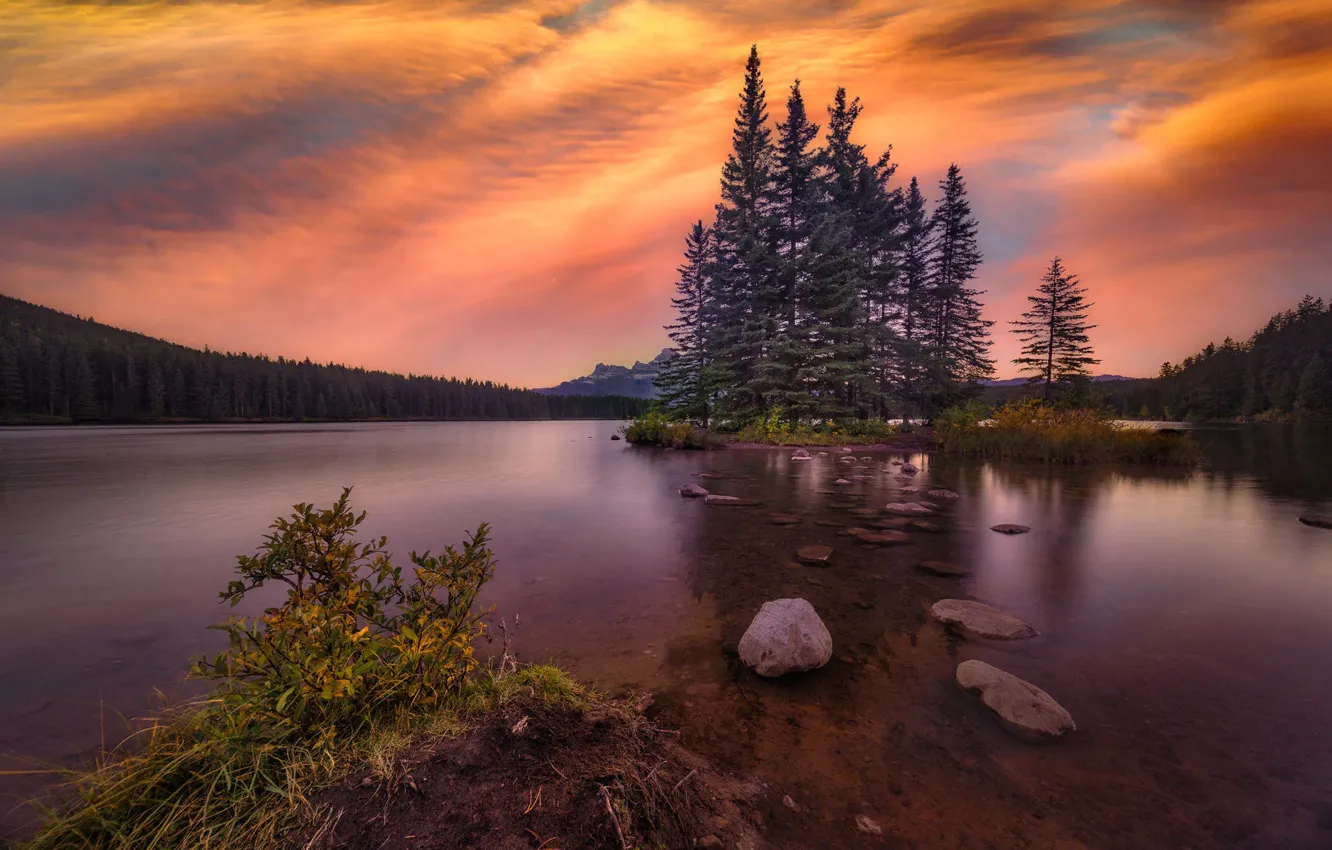 Фото обои пейзаж, закат, горы, природа, озеро, камни, Канада, Альберта