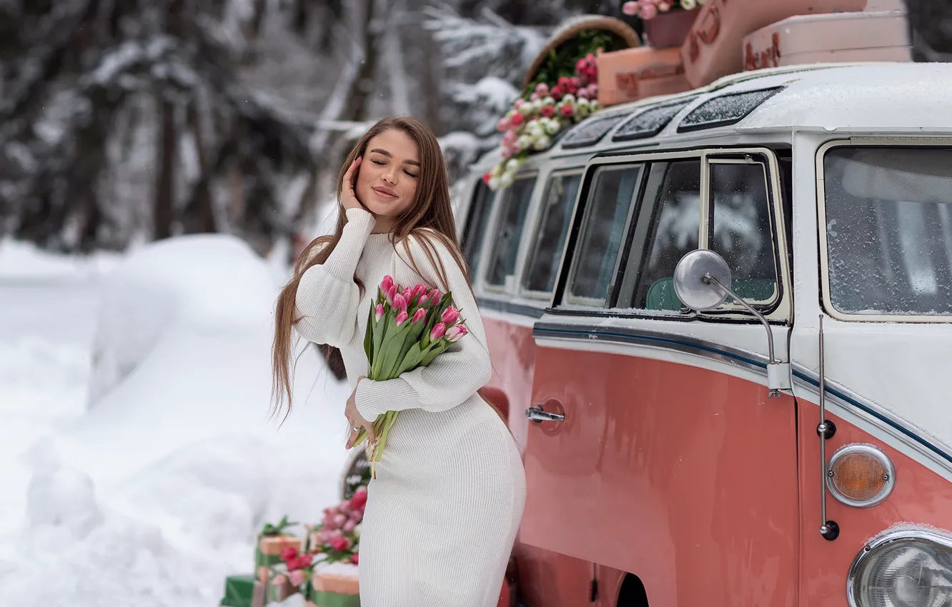 Фото обои Volkswagen, trees, flowers, winter, snow, model, women, brunette