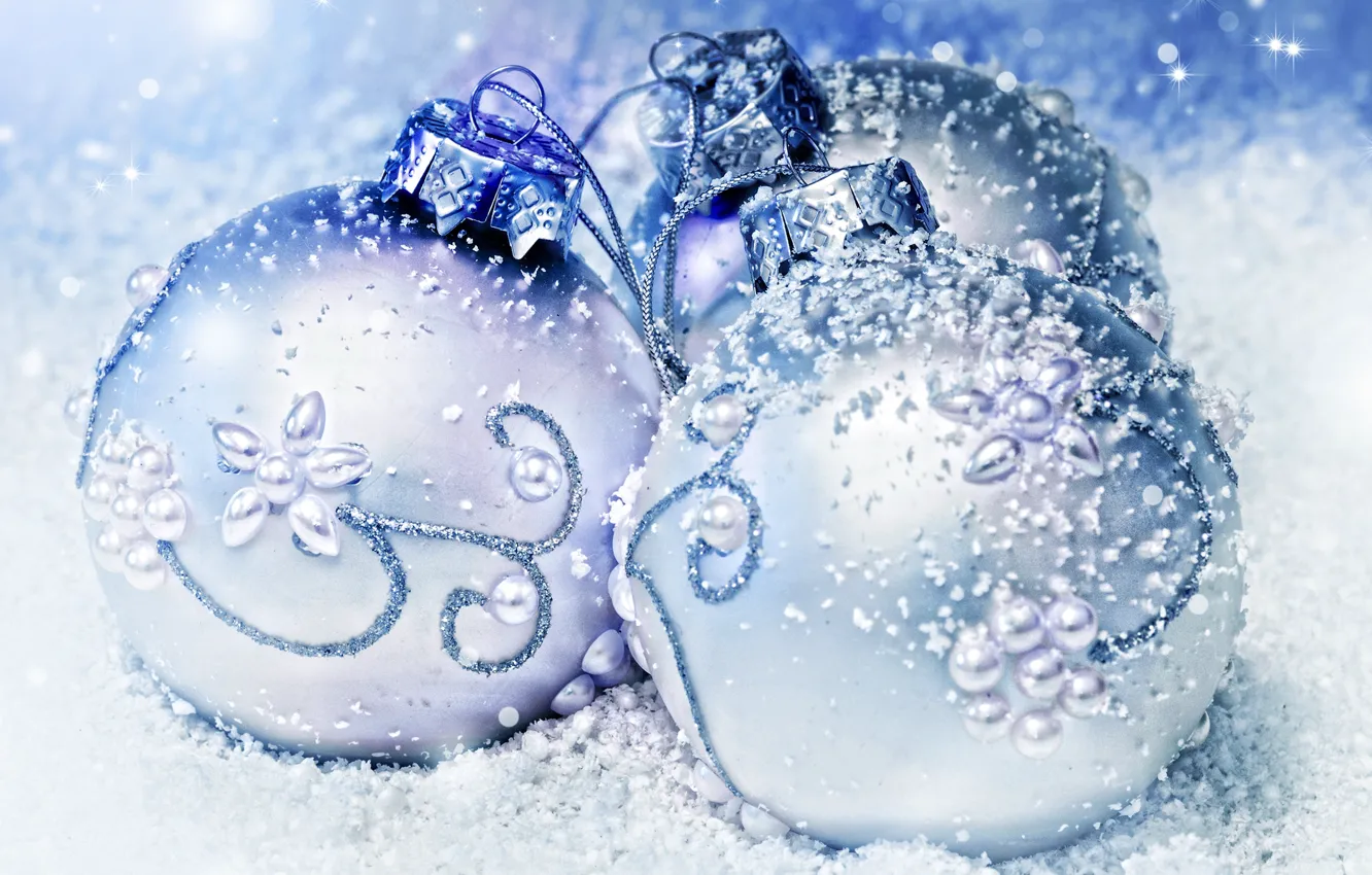 Фото обои зима, шарики, снег, игрушки, Новый Год, Рождество, белые, Christmas