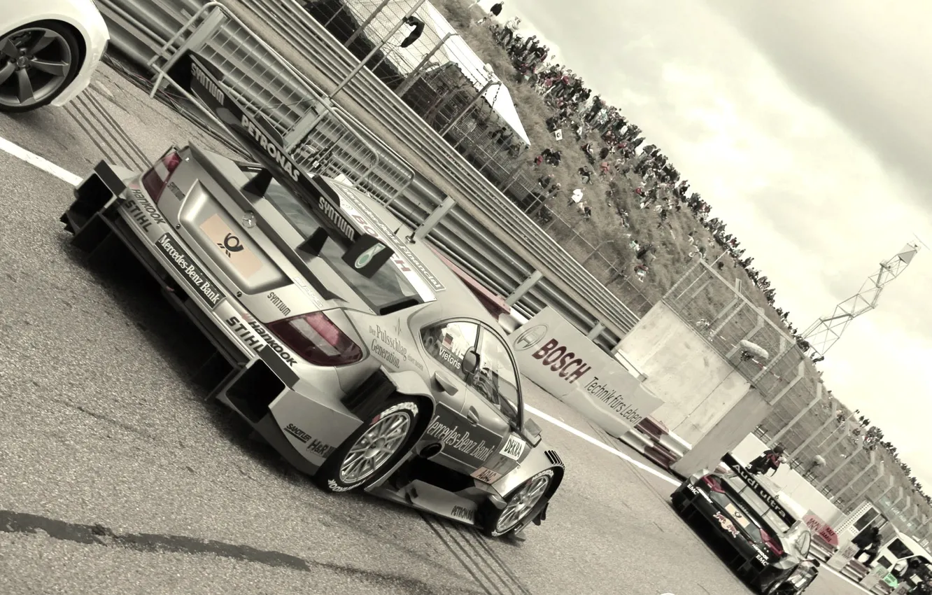 Фото обои Audi, гонка, ч/б, Mercedes, трек, DTM, автоспорт