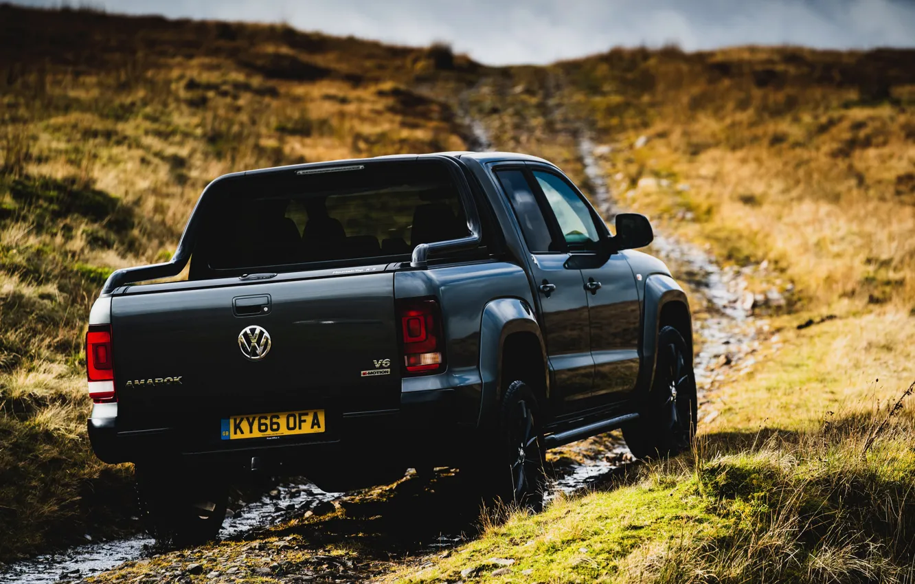 Фото обои Volkswagen, пикап, Amarok, Black Edition, кормой, 2019