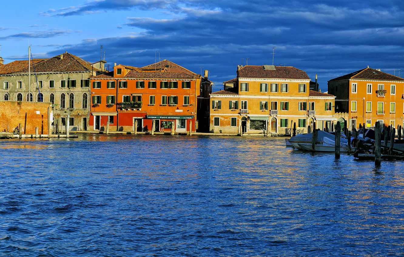 Фото обои небо, облака, дома, Италия, Венеция, канал, остров Мурано