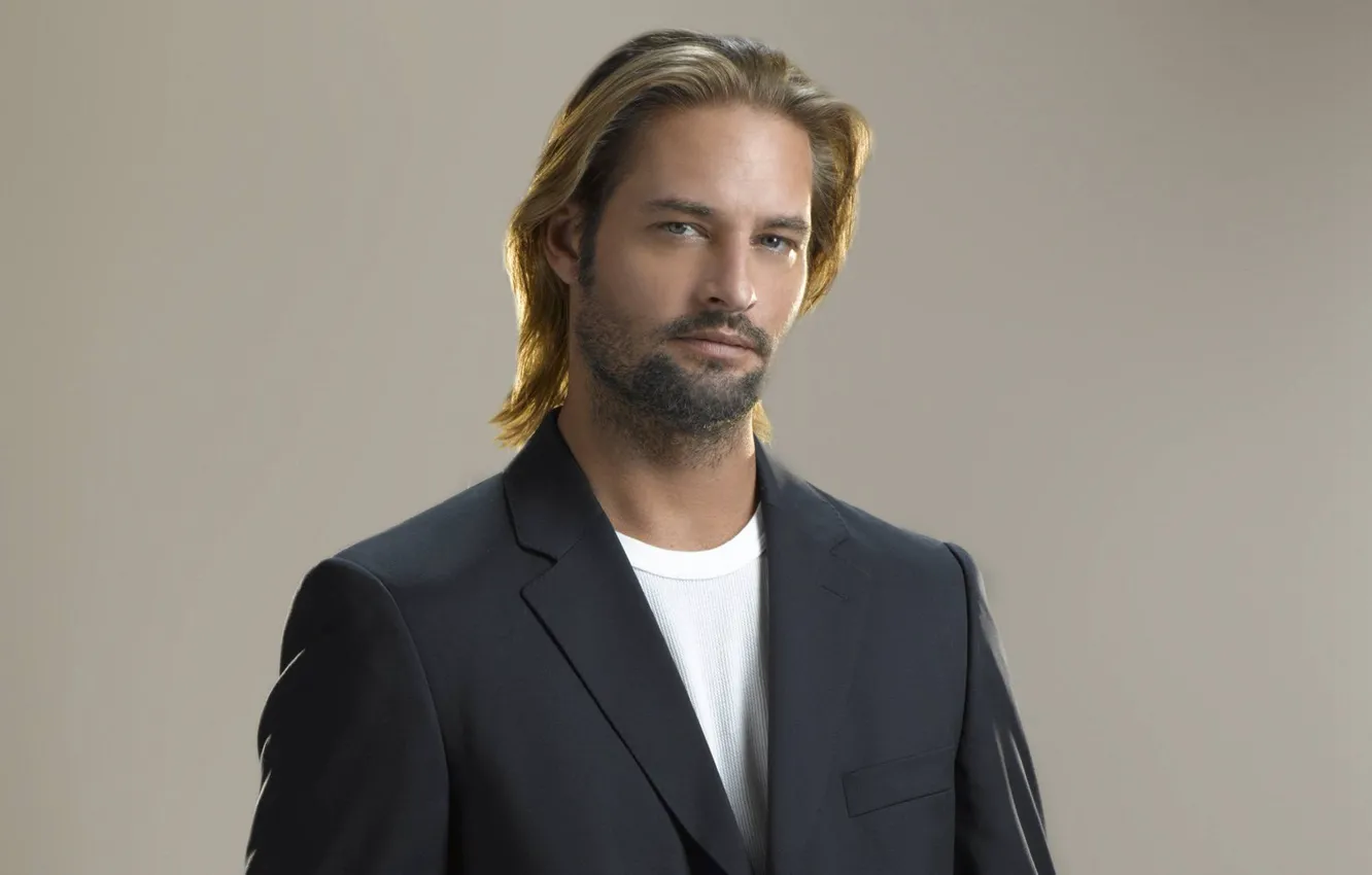 Фото обои взгляд, фон, актёр, Josh Holloway