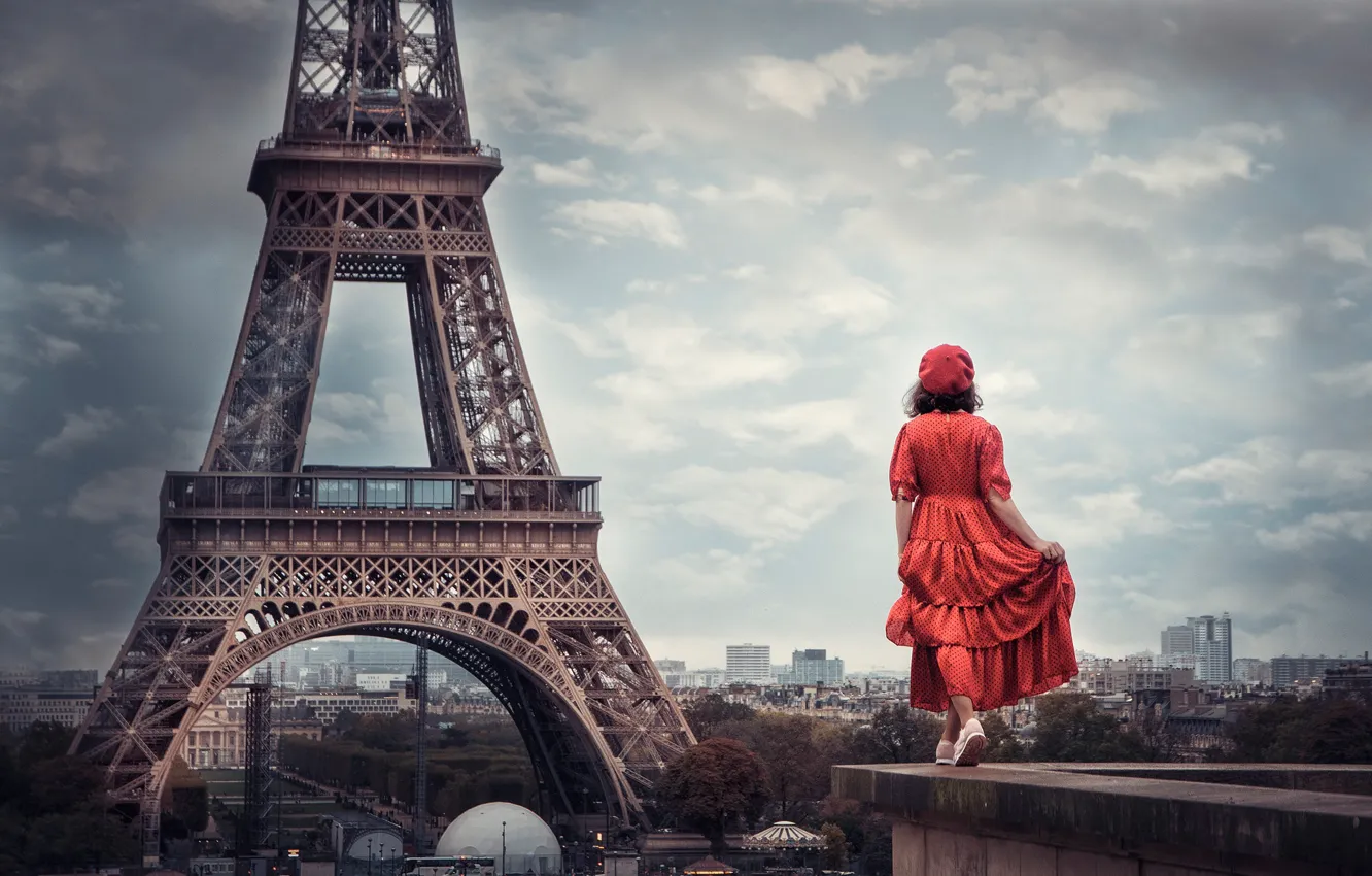 Фото обои девушка, настроение, Франция, Париж, ситуация, платье, панорама, Эйфелева башня