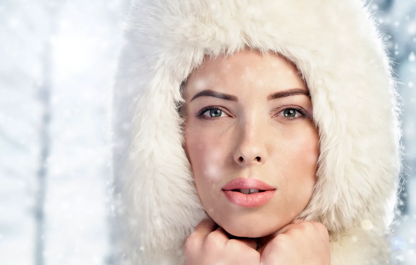 Фото обои зима, взгляд, девушка, снежинки, крупный план, лицо, шапка, портрет