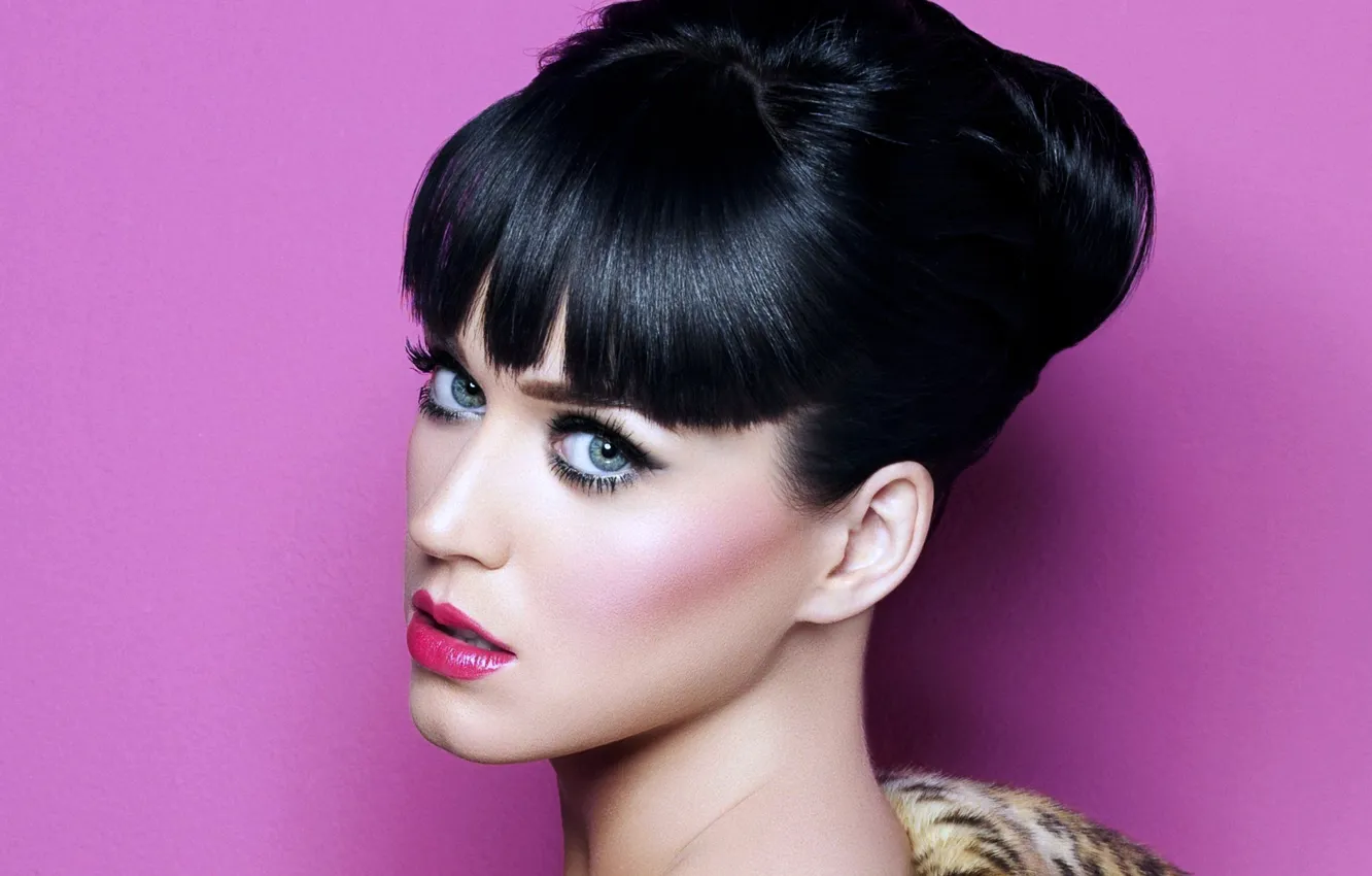 Фото обои взгляд, лицо, прическа, Katy Perry, певица, розовый фон