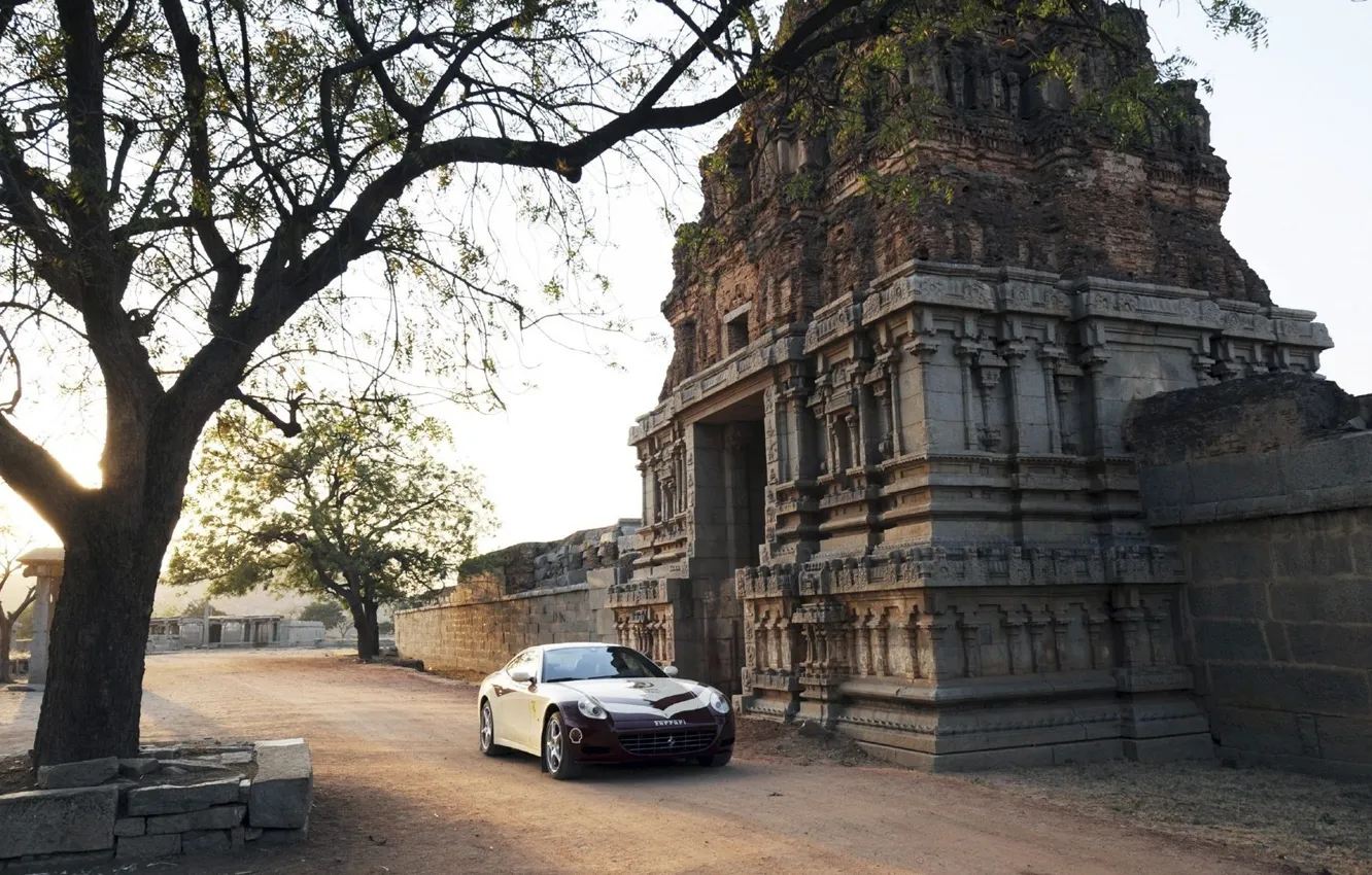 Фото обои car, wallpaper, ferrari, wallpapers, gates, indian, temple