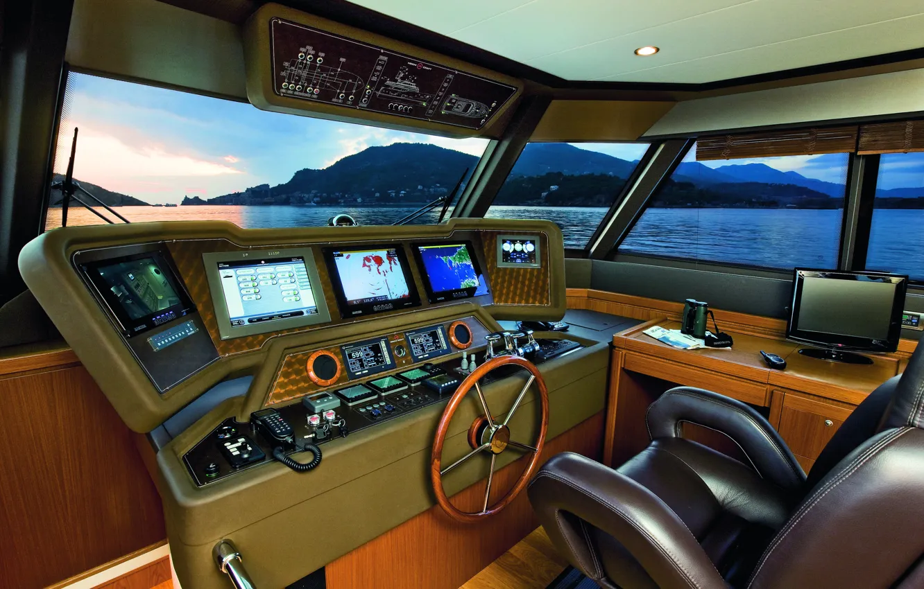 Фото обои luxury, cockpit, motor yacht LR23, Pilot House with Full Controls