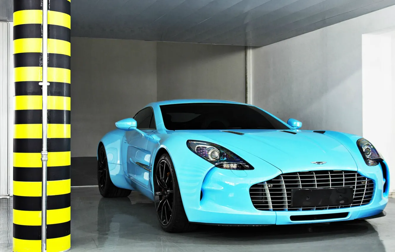 Фото обои Aston Martin, суперкар, One-77, небесно-голубой