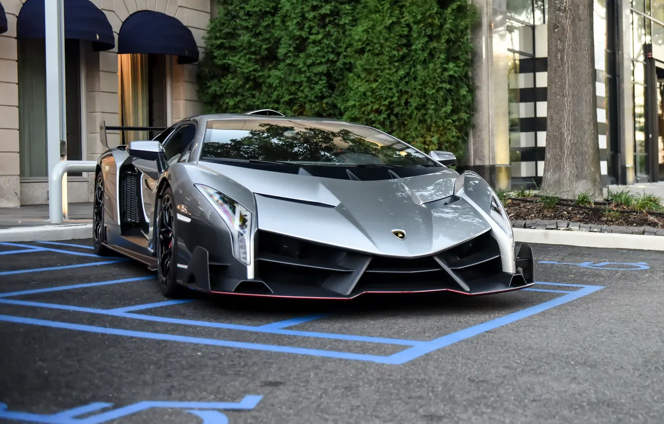 Фото обои Lamborghini, supercar, parking, veneno
