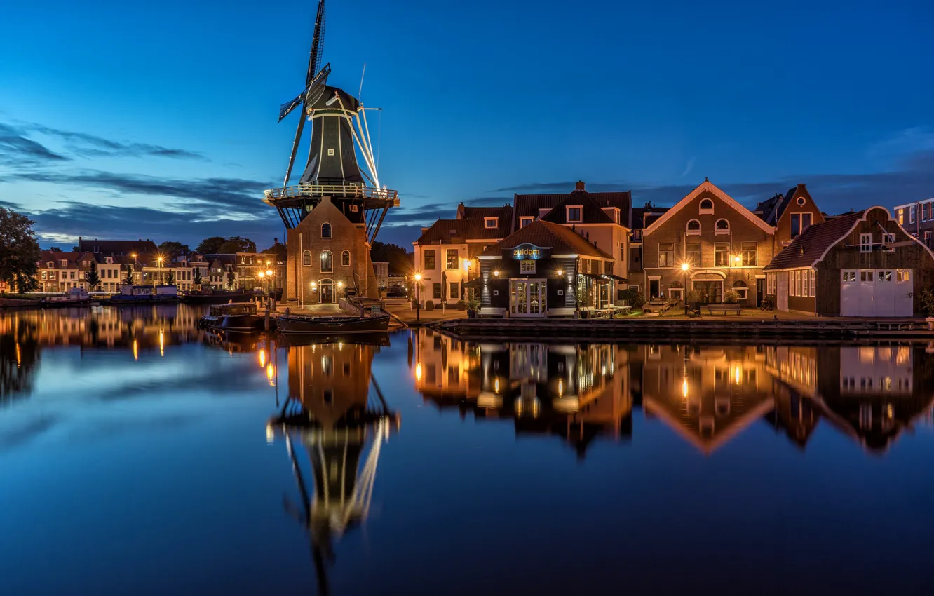 Фото обои ночь, огни, Нидерланды, Голландия, Netherlands, North Holland, Haarlem, Molen "De Adriaan"