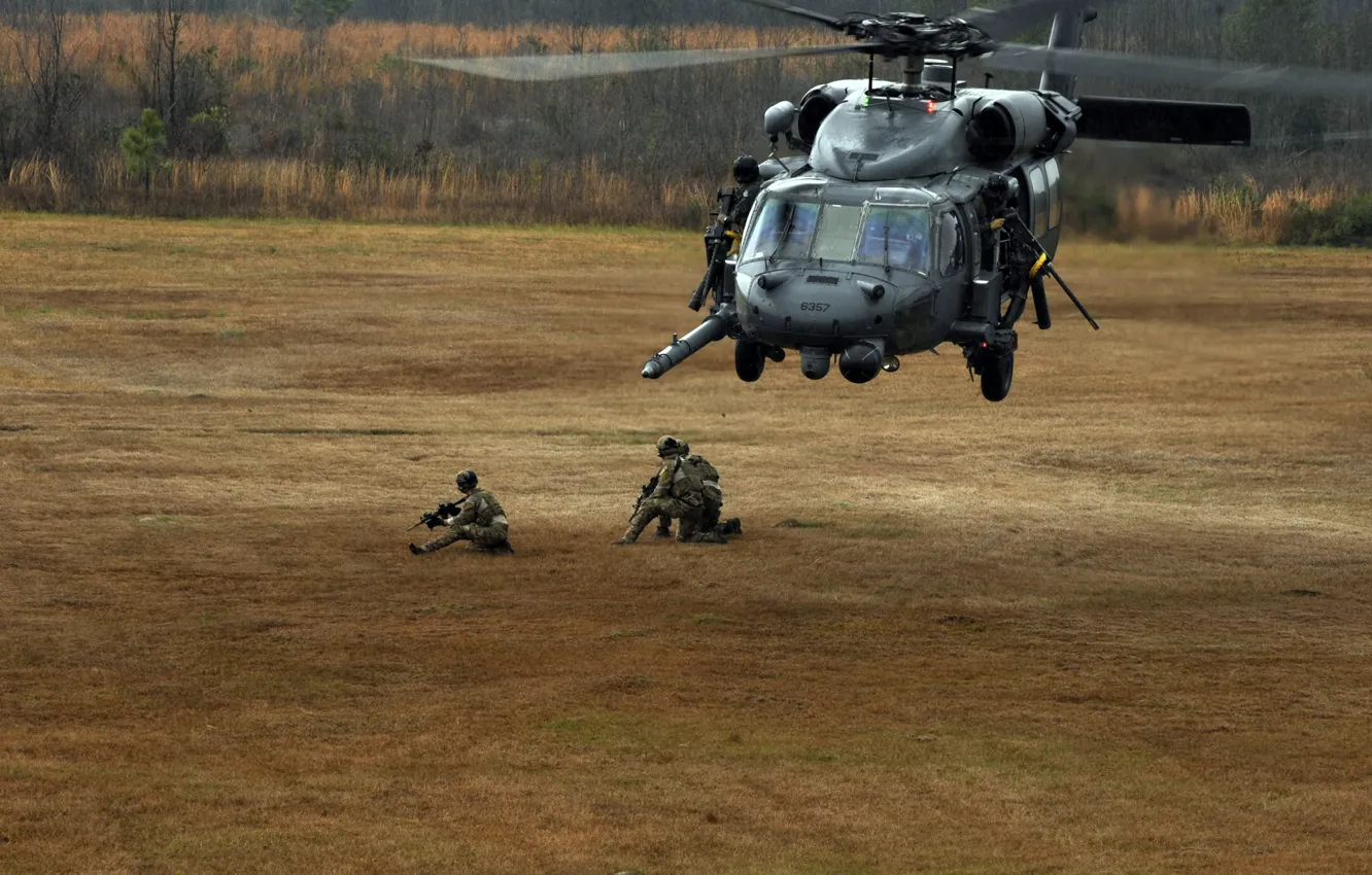 Фото обои вертолет, солдаты, упражнения, ВВС США, HH-60G, Pave Hawk, высадка десанта