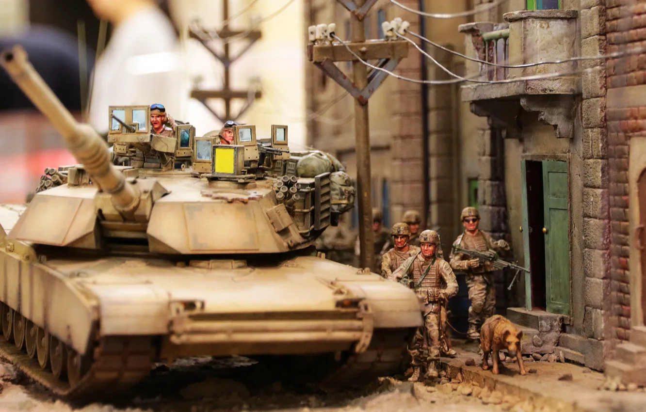 Фото обои игрушка, Ирак, моделька, M1A1 Абрамс